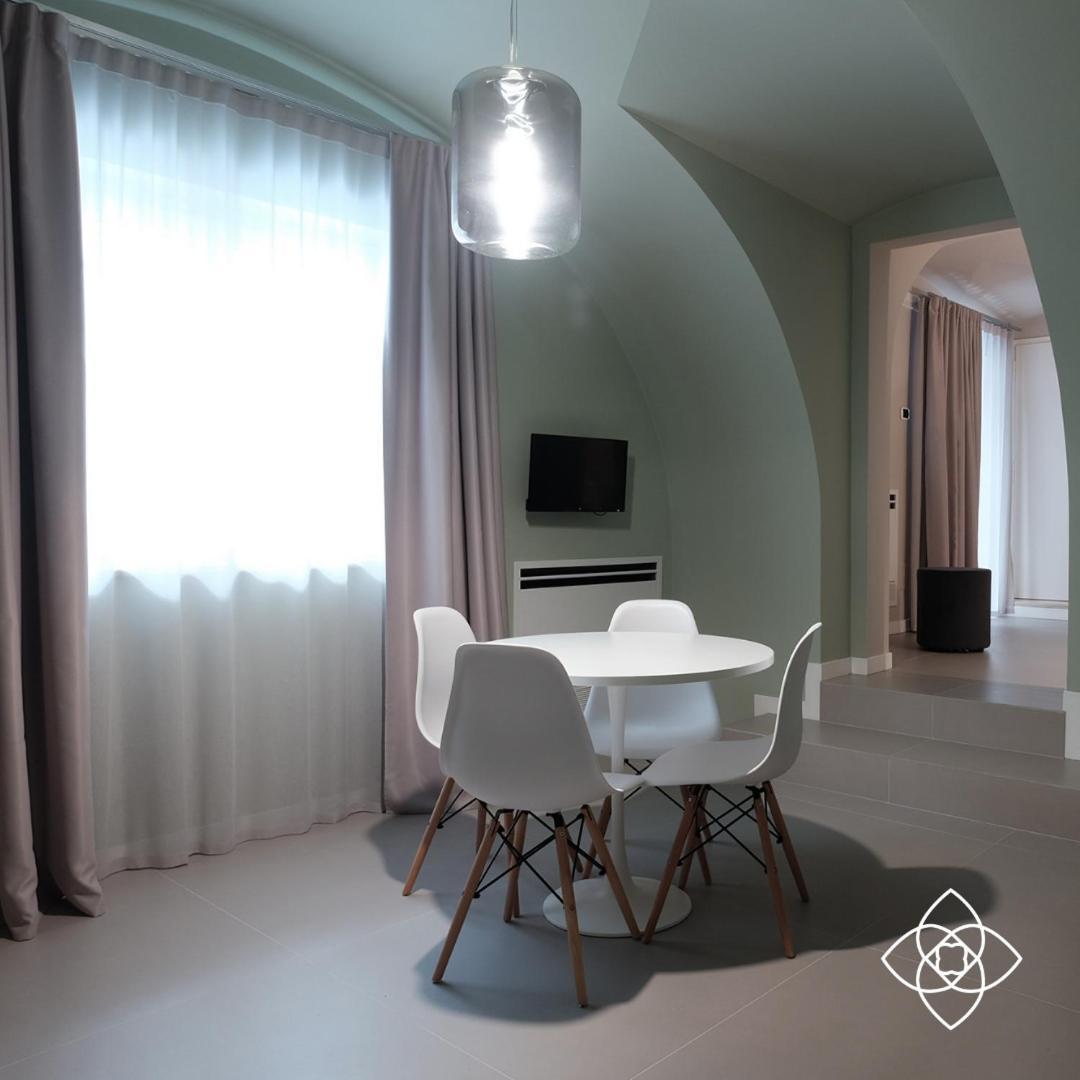 B&Bari, Via Cairoli, Le Case Di Aurelia Guesthouse المظهر الخارجي الصورة